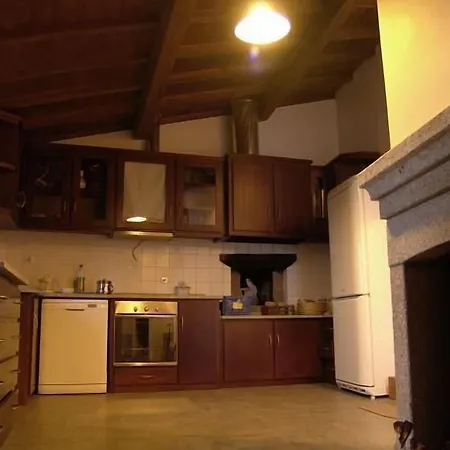 منزل ريفي Casa Da Fonte De Travanca (Braganca)